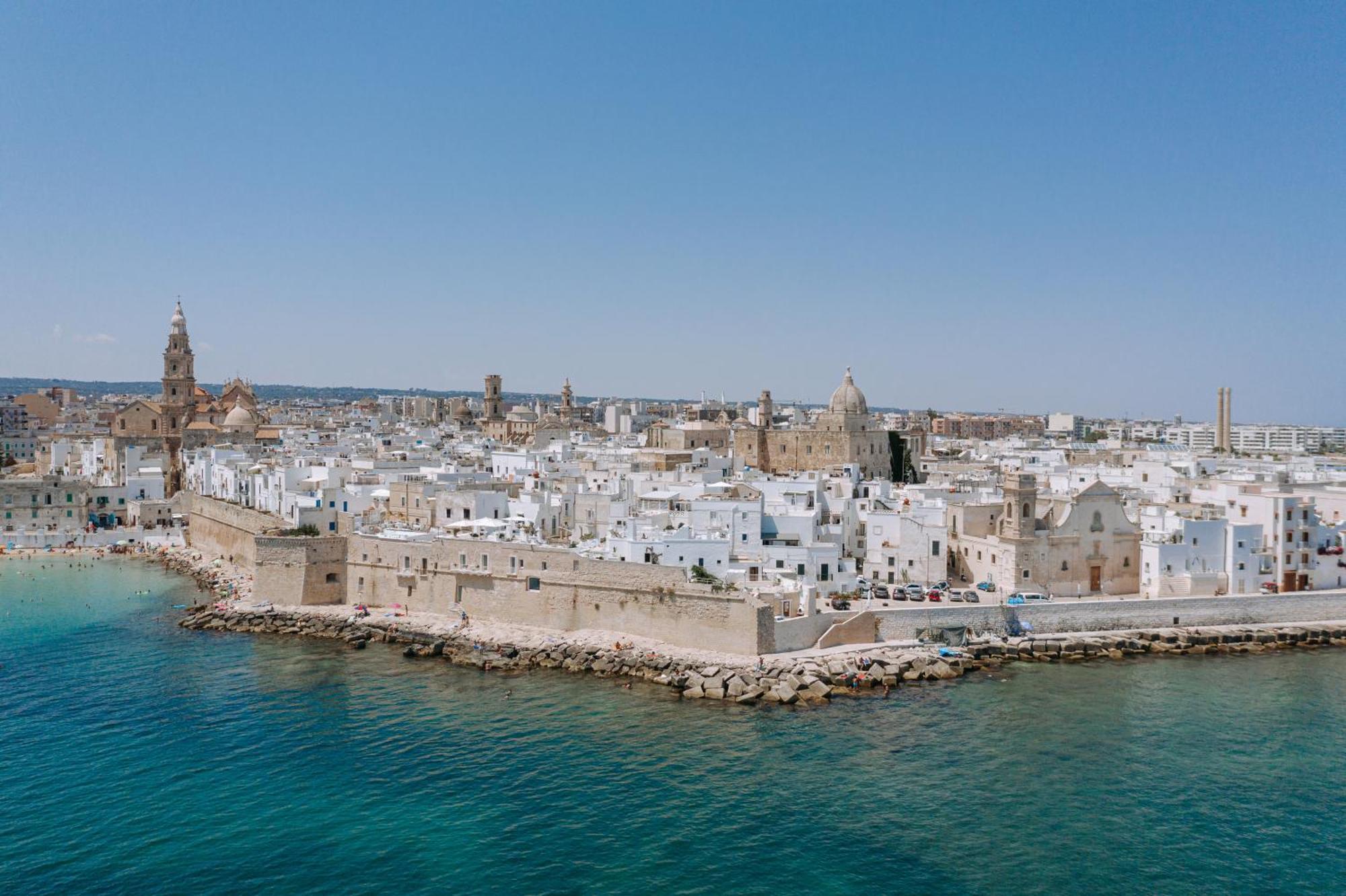 Le Contrade Di San Salvatore Monopoli Exteriör bild