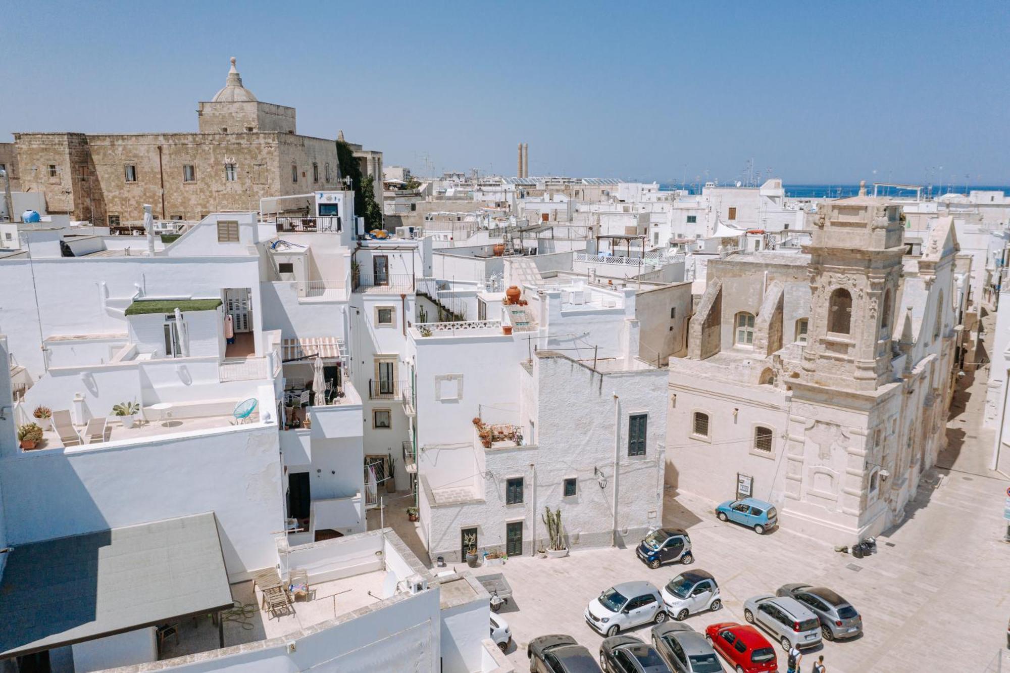 Le Contrade Di San Salvatore Monopoli Exteriör bild