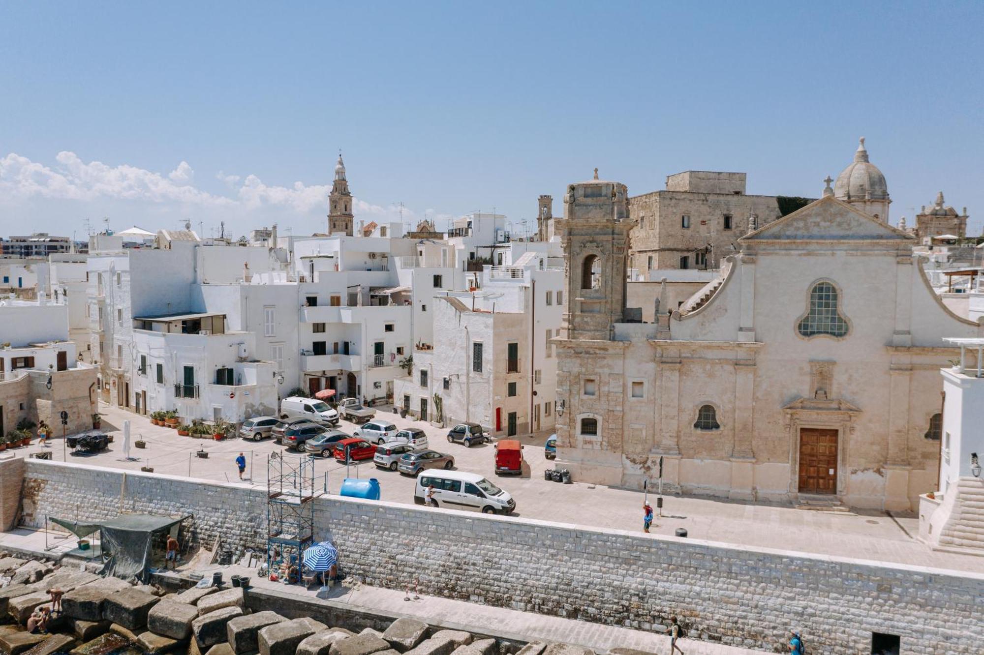 Le Contrade Di San Salvatore Monopoli Exteriör bild