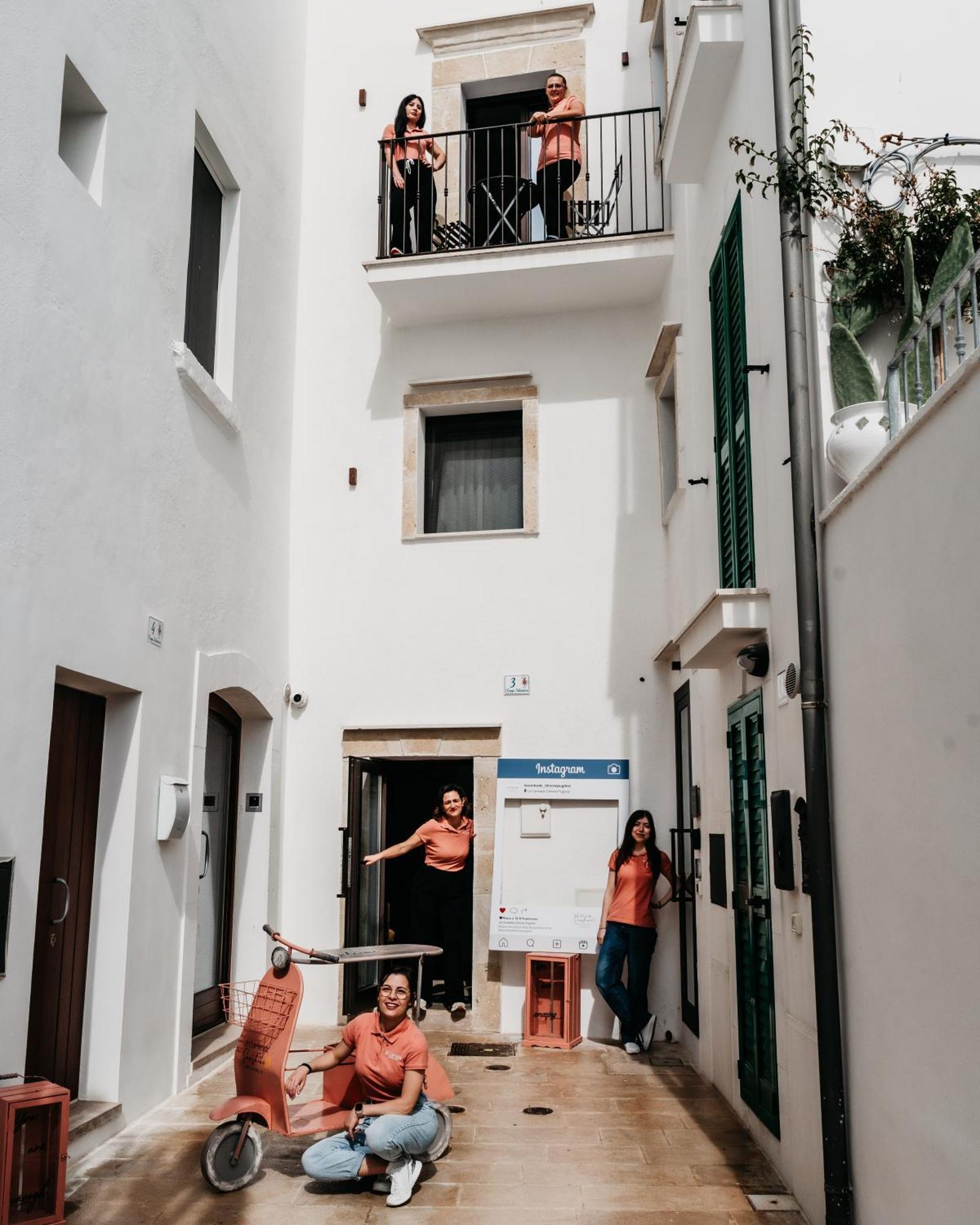 Le Contrade Di San Salvatore Monopoli Exteriör bild